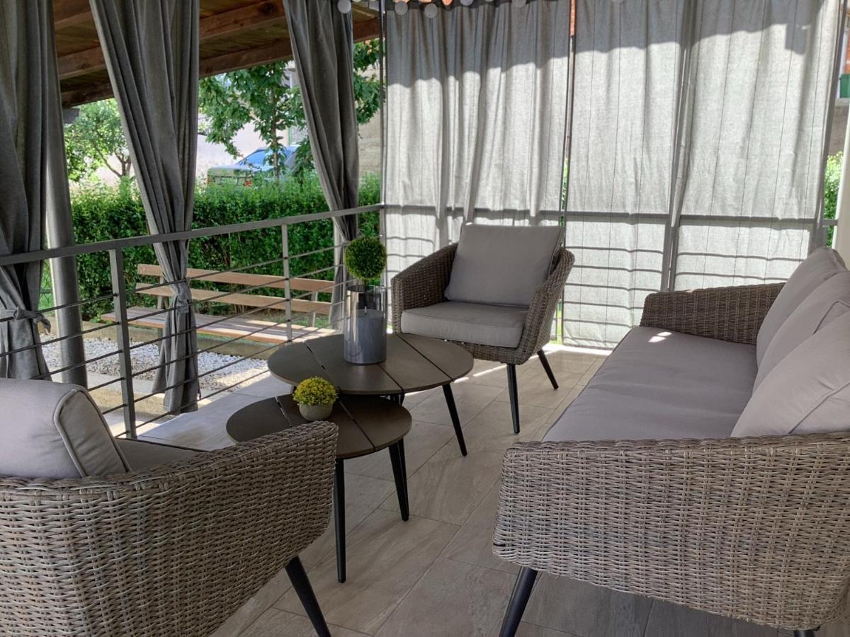 Apartman Studio Sonas 3 With Free Private Parking Karlovac Exterior foto